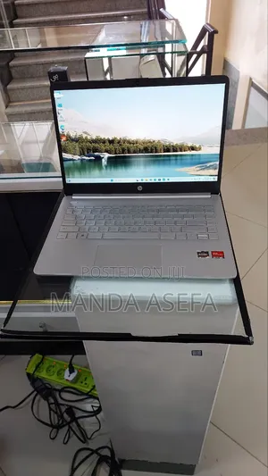 New Laptop HP Stream Notebook 8GB AMD Ryzen 5 SSD 512GB