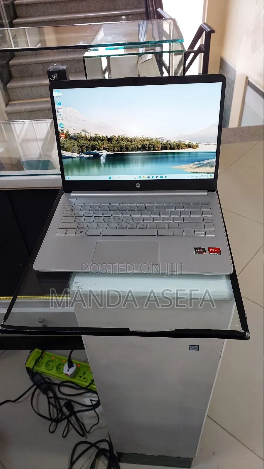 New Laptop HP Stream Notebook 8GB AMD Ryzen 5 SSD 512GB