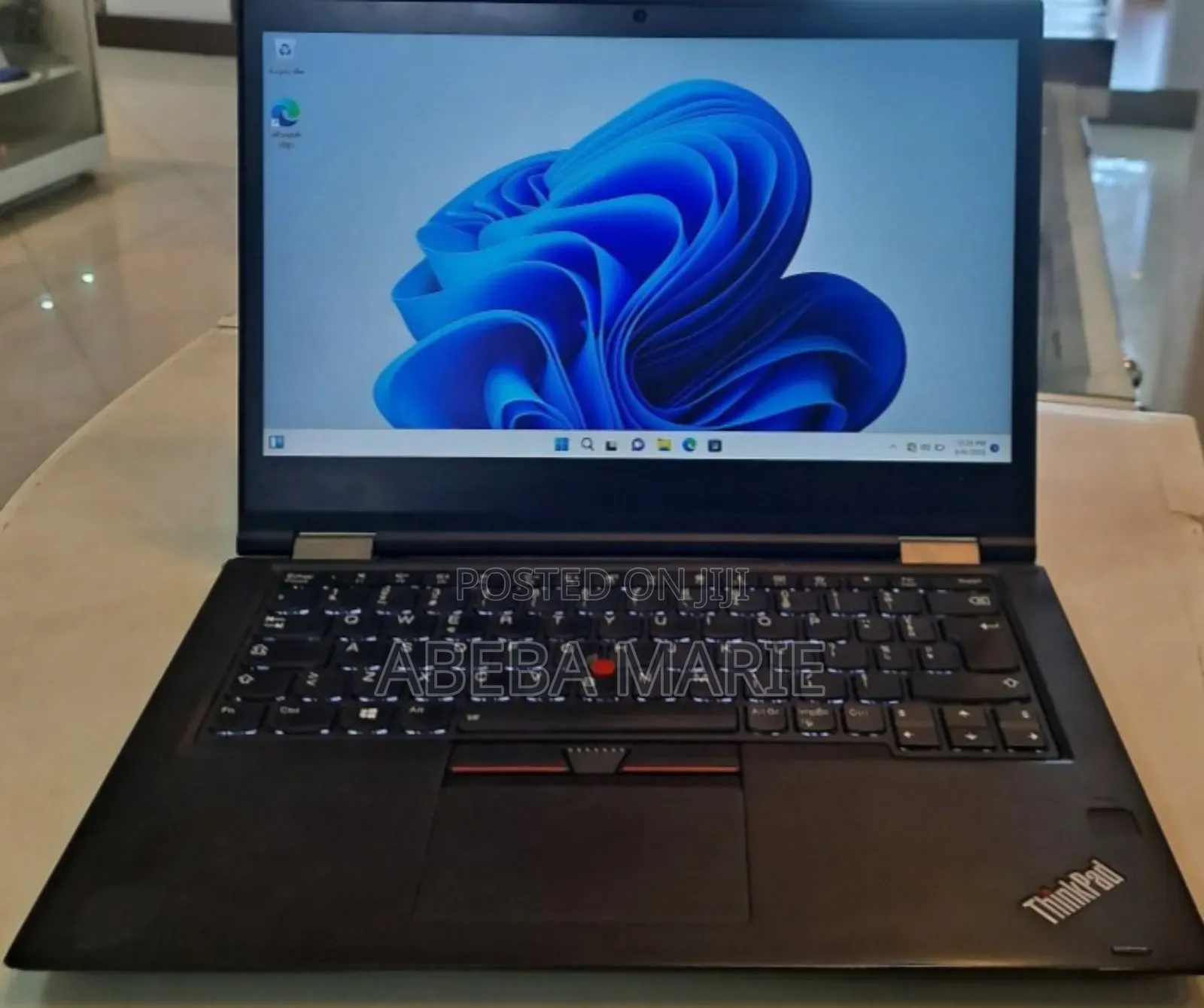 New Laptop Lenovo ThinkPad Yoga 370 8GB Intel Core I5 SSD 512GB