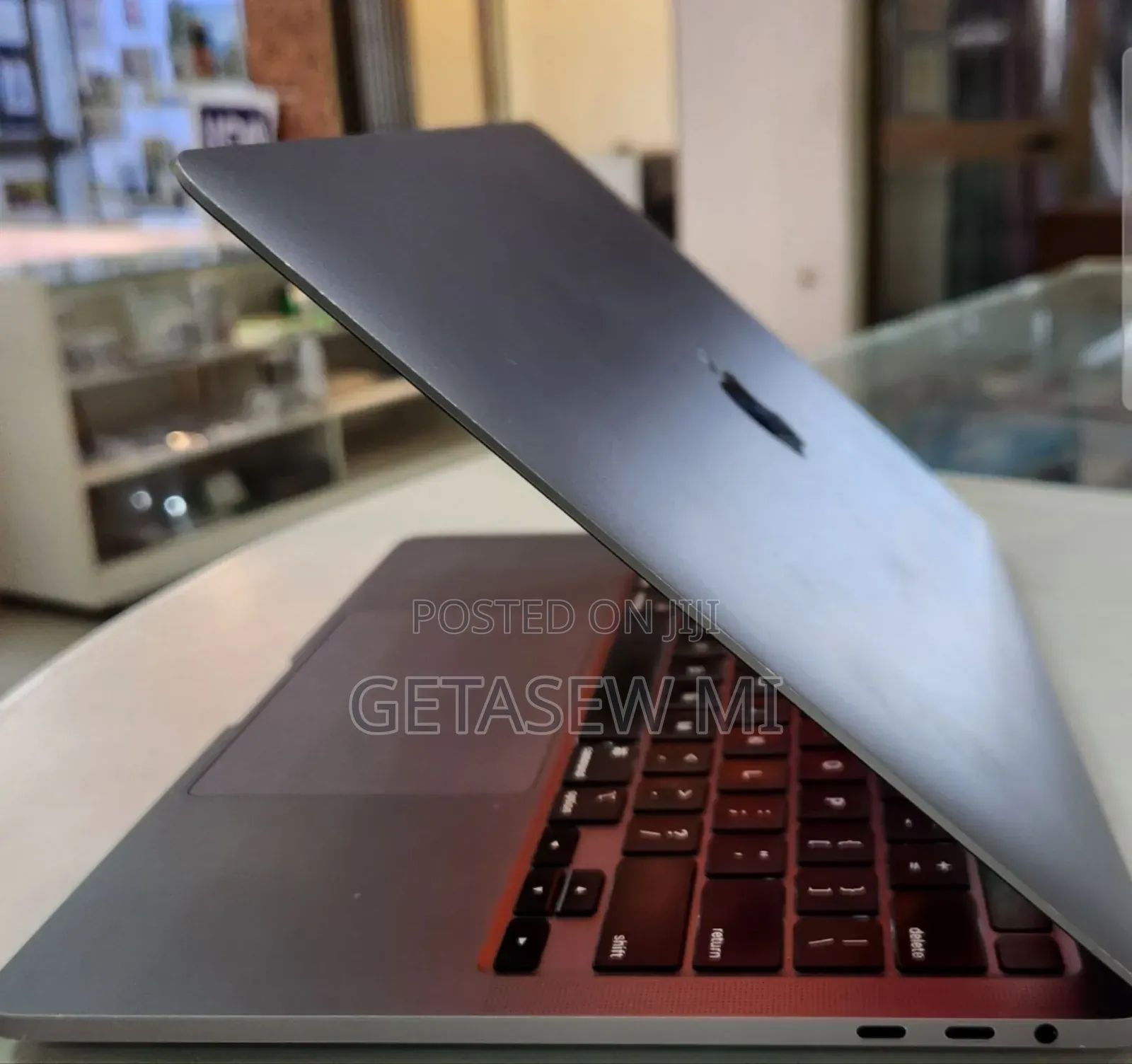 New Laptop Apple MacBook Air 2020 M1 16GB Intel Core I5 SSD 512GB