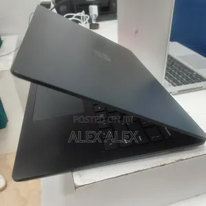New Laptop Microsoft Surface Laptop 5 16GB Intel Core I7 SSD 512GB