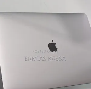 Photo - New Laptop Apple MacBook Pro 2018 16GB Intel Core I7 SSD 512GB