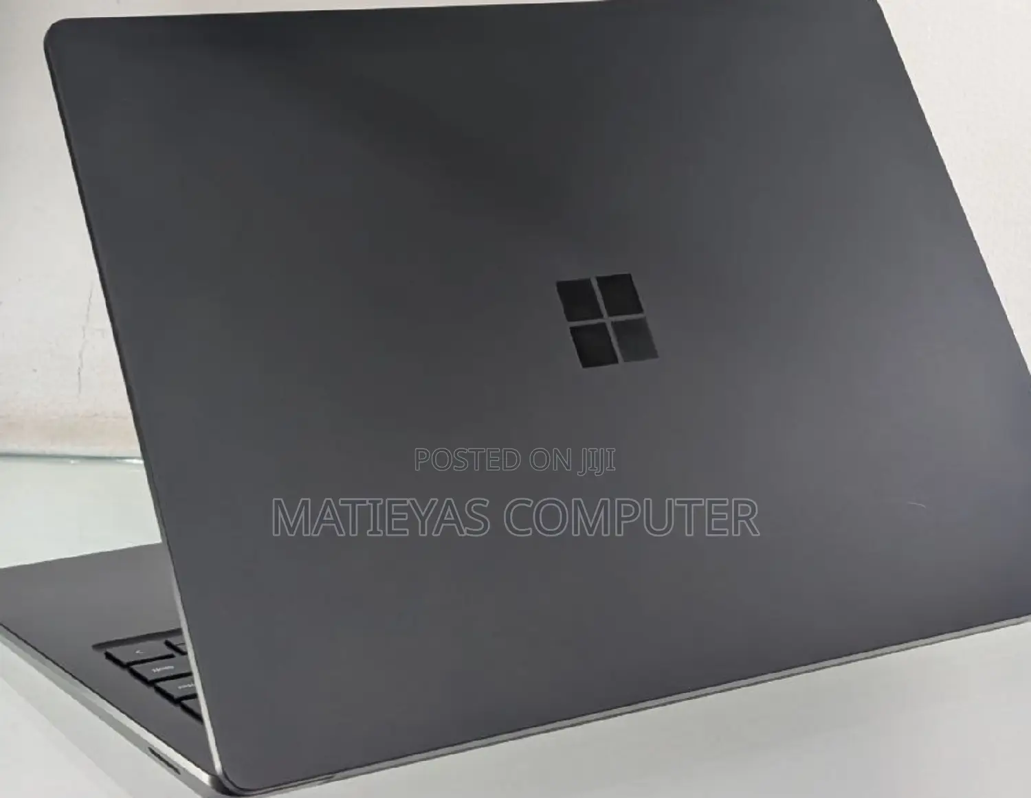 New Laptop Microsoft Surface 16GB Intel Core I7 SSD 512GB