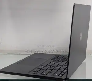 New Laptop Microsoft Surface 16GB Intel Core I7 SSD 512GB