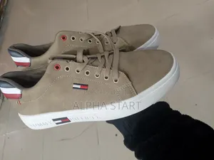 Tommy Gray Master Quality Shoes for You