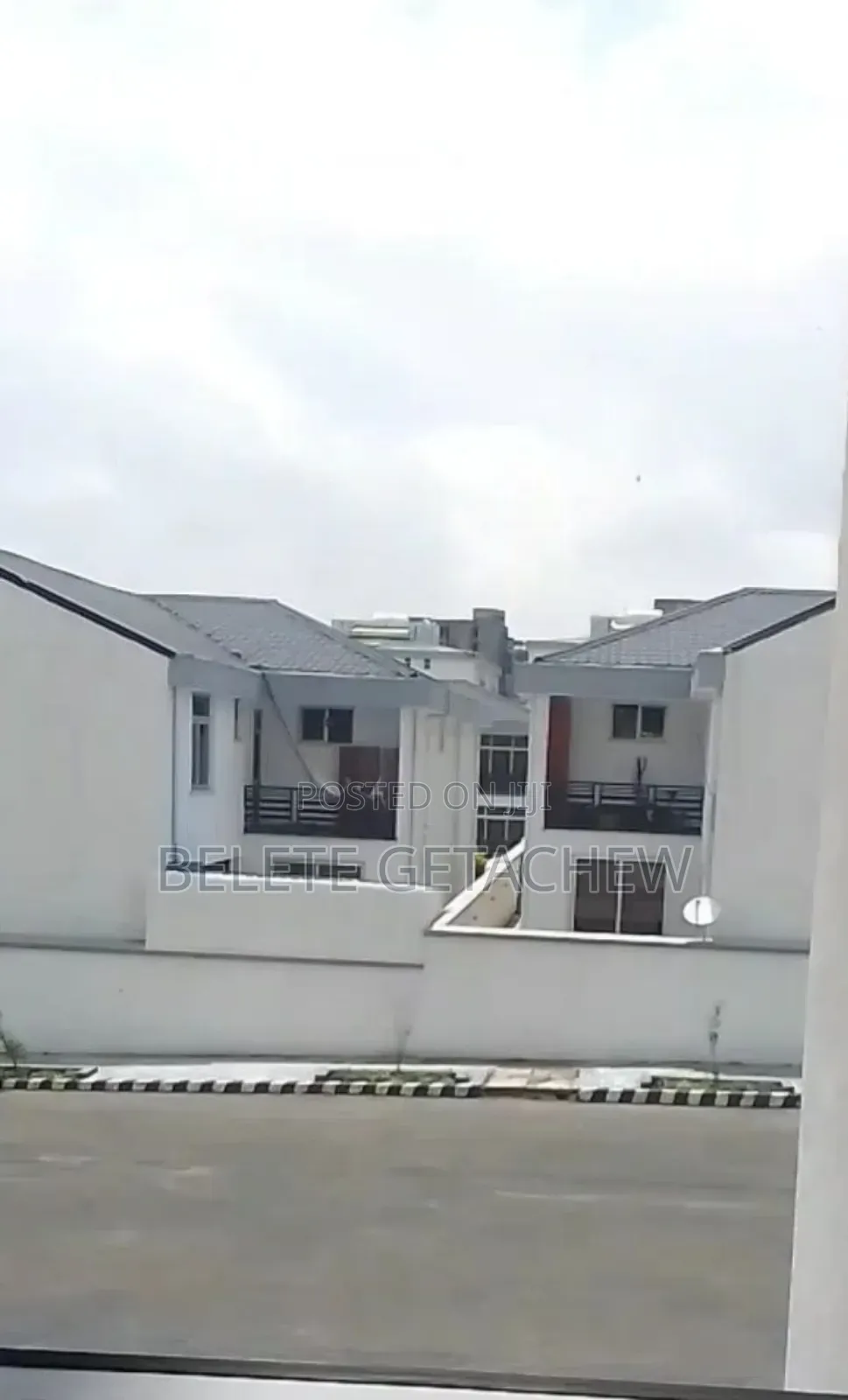 3bdrm Apartment in Ayat Hosae, Bole for sale