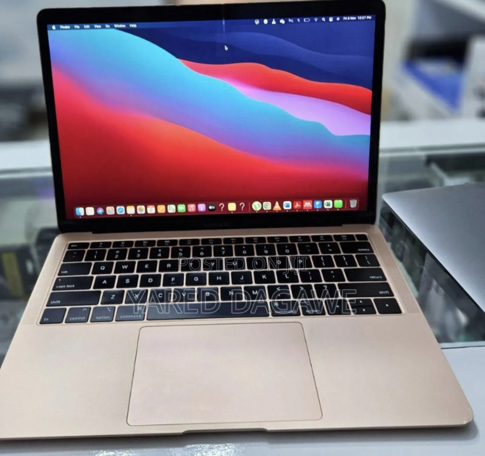 New Laptop Apple MacBook Air 2020 M1 8GB Apple M1 SSD 256GB