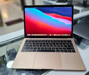 Photo - New Laptop Apple MacBook Air 2020 M1 8GB Apple M1 SSD 256GB