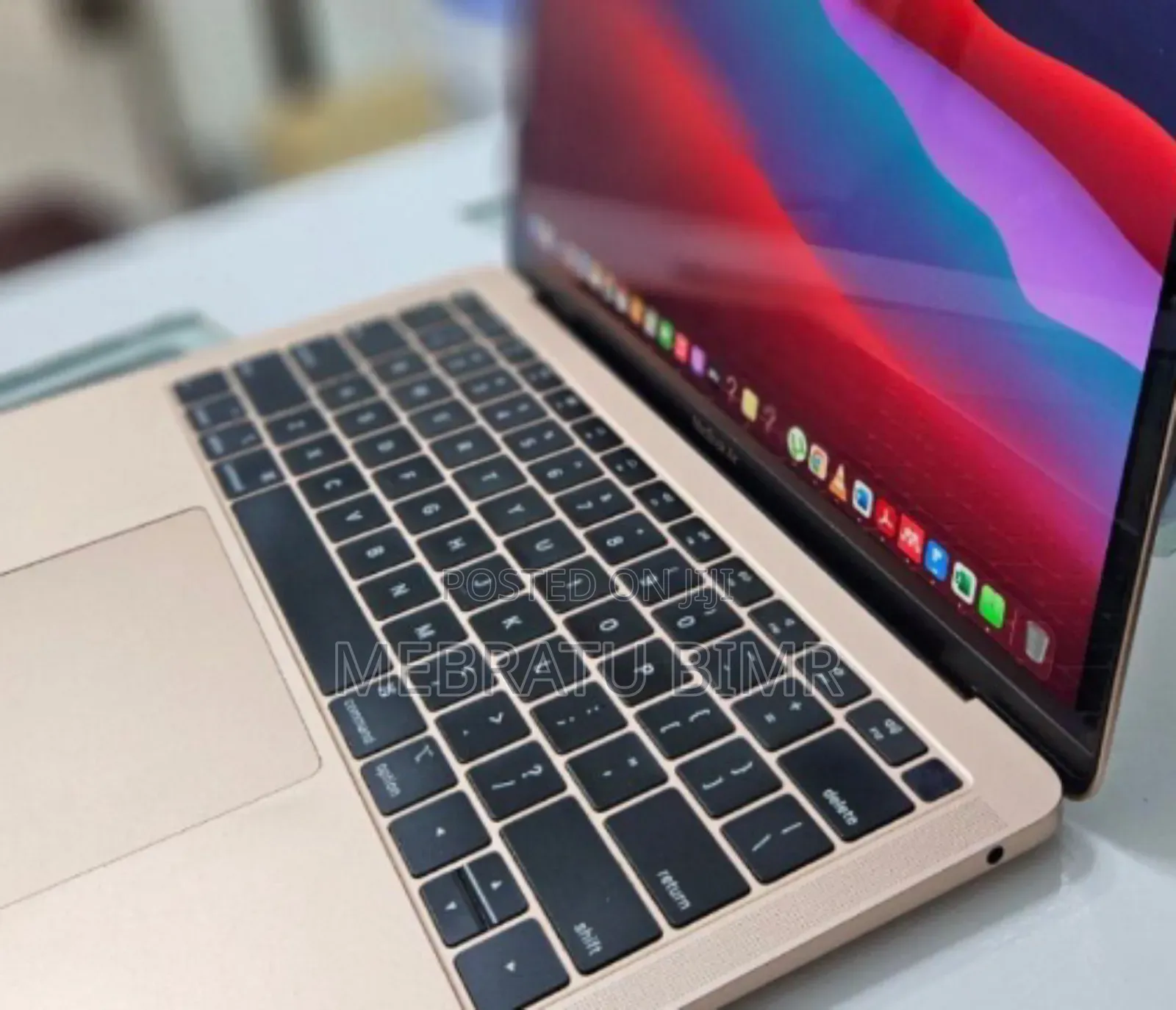 New Laptop Apple MacBook Air 2020 M1 8GB Apple M1 SSD 256GB