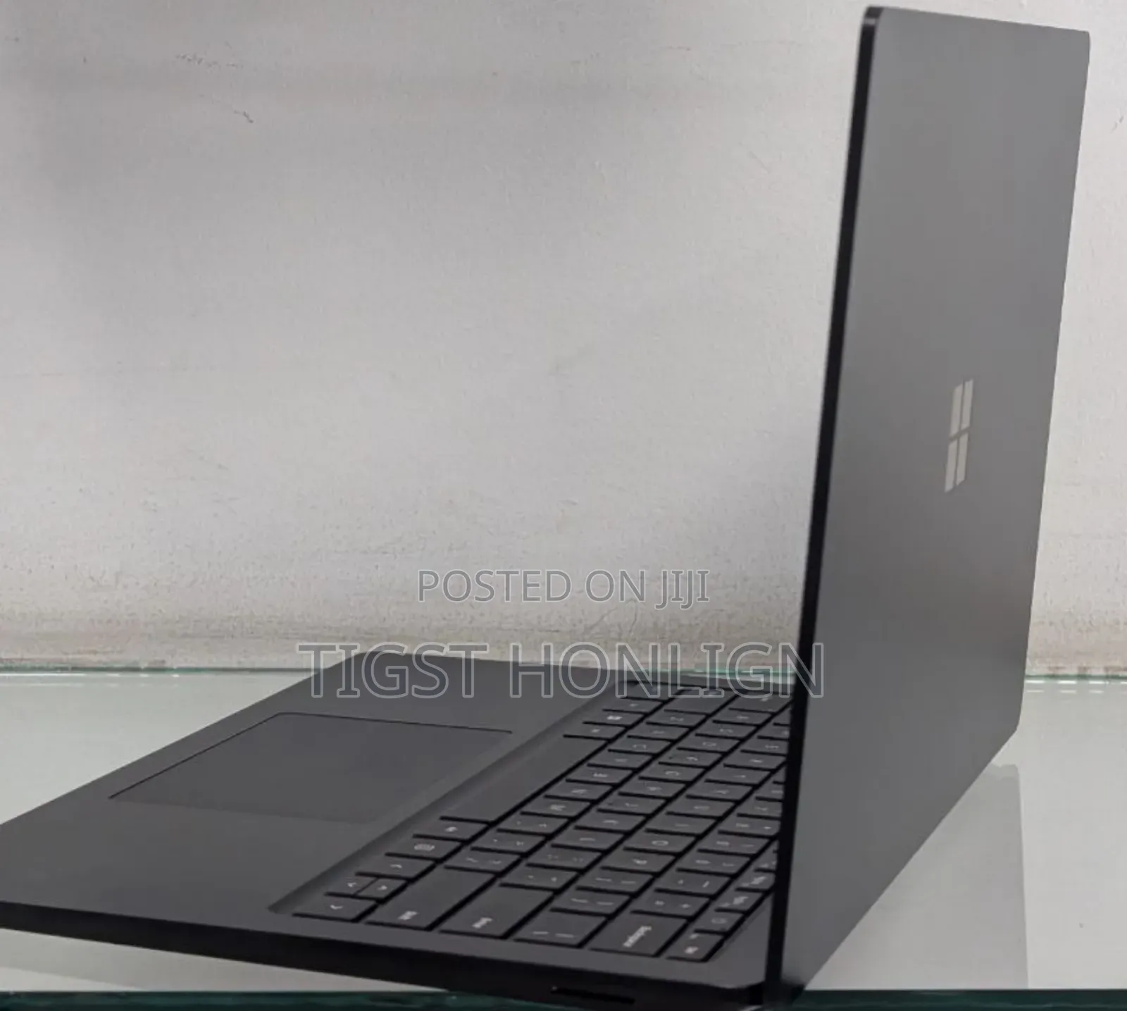 New Laptop Microsoft Surface 16GB Intel Core I7 SSD 512GB