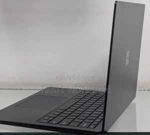 New Laptop Microsoft Surface 16GB Intel Core I7 SSD 512GB