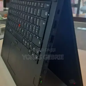 Photo - New Laptop Lenovo ThinkPad Yoga 370 16GB Intel Core I5 SSD 512GB