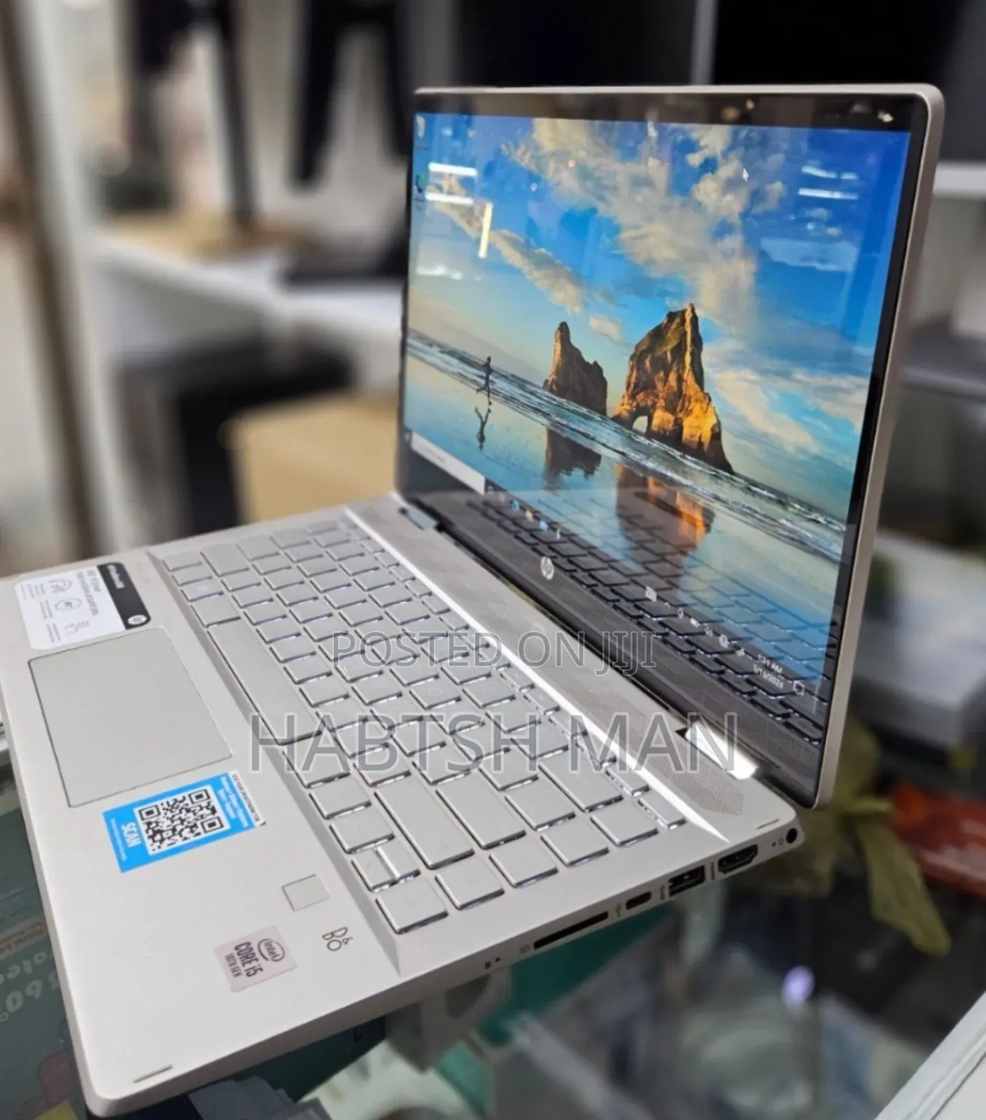 New Laptop HP Pavilion 14 8GB Intel Core I5 SSD 256GB