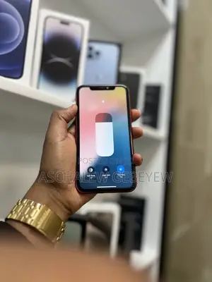 Apple iPhone 11 64 GB Red