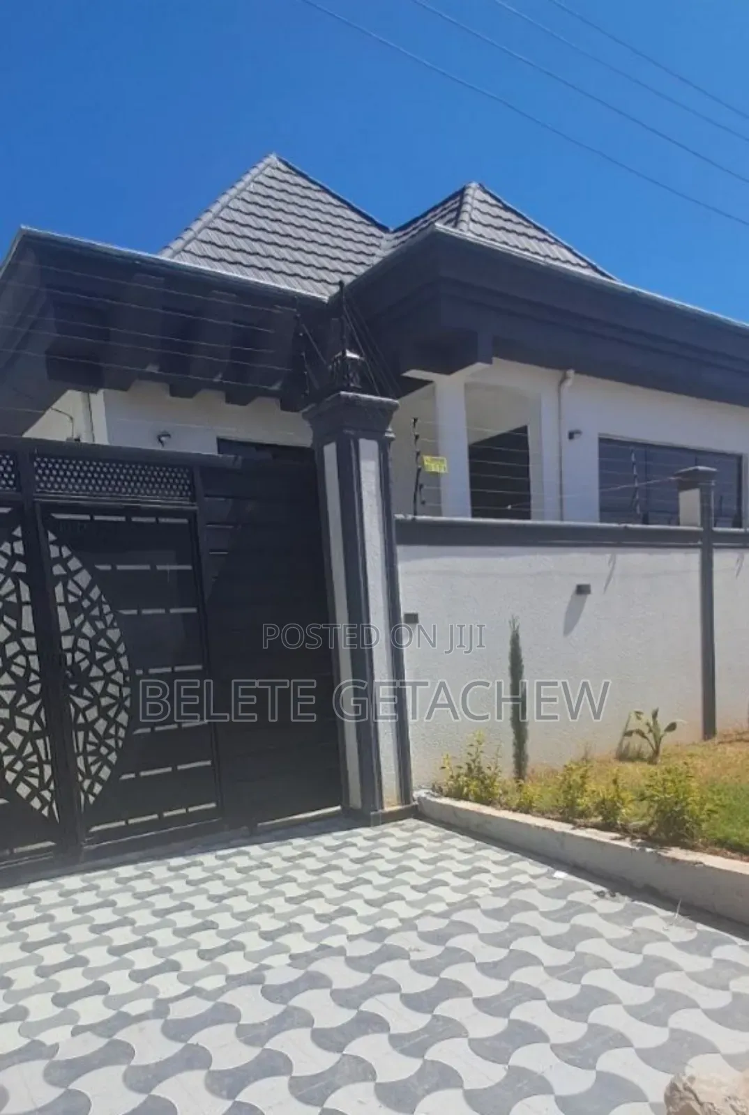 3bdrm Villa in Ayat Meri, Luxury, Bole for sale