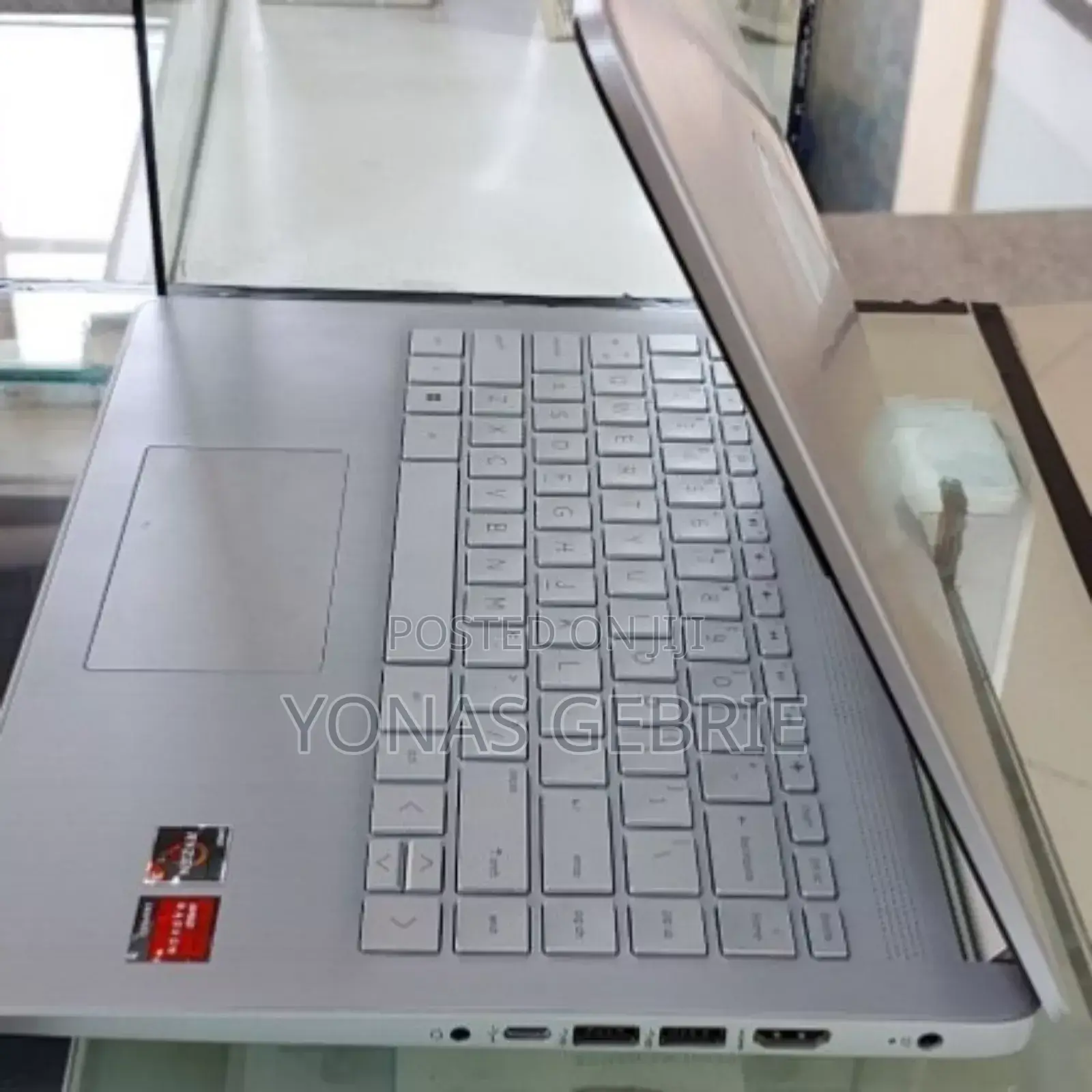 New Laptop HP Stream Notebook 8GB AMD Ryzen 3 SSD 512GB