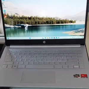 New Laptop HP Stream Notebook 8GB AMD Ryzen 3 SSD 512GB