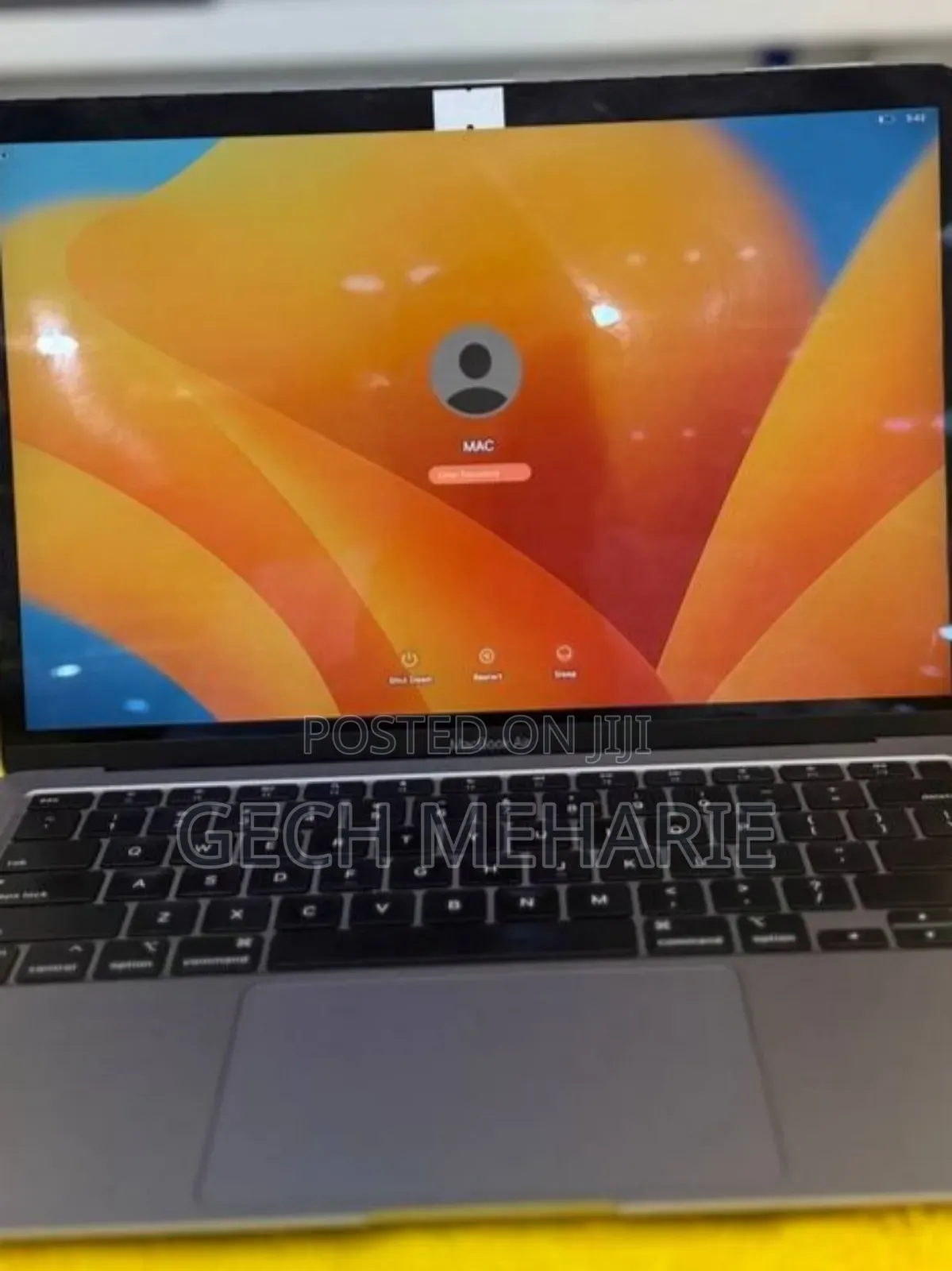 New Laptop Apple MacBook Air 2020 M1 8GB Apple M1 SSD 256GB