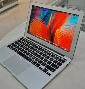 New Laptop Apple MacBook Air 2015 4GB Intel Core I5 SSD 128GB