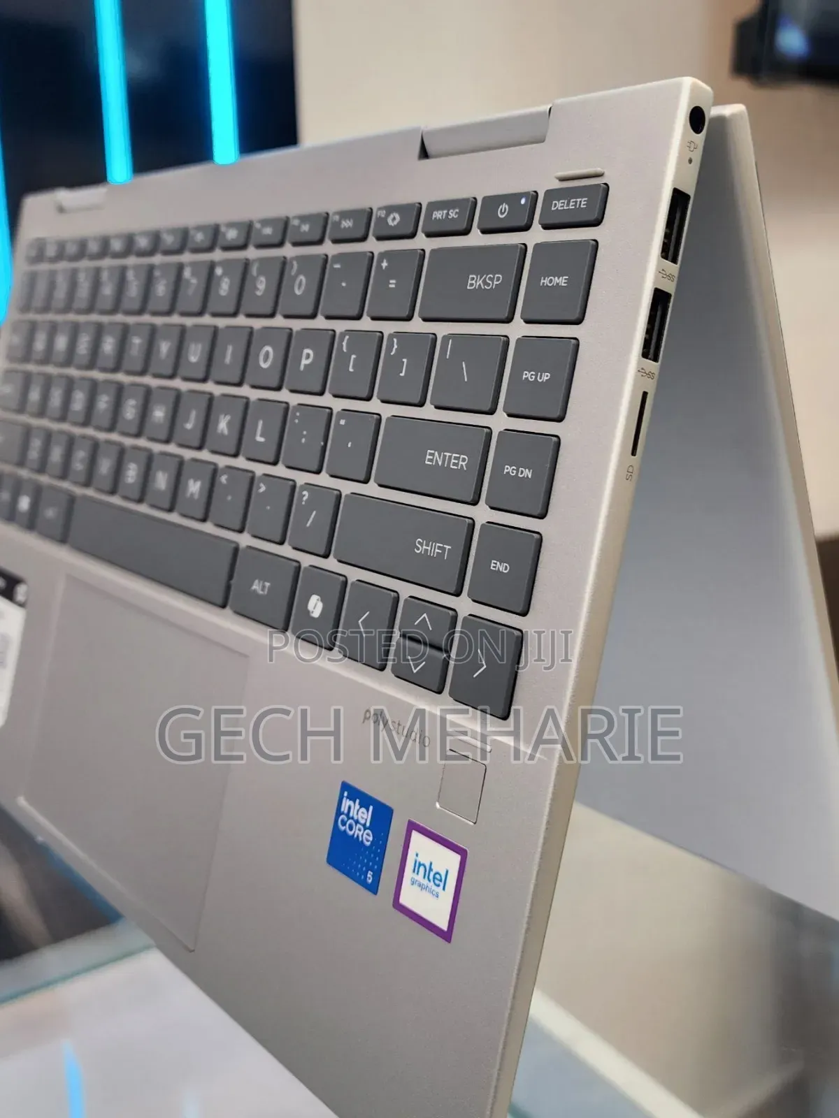 New Laptop HP Envy X360 8GB Intel Core I5 SSD 512GB