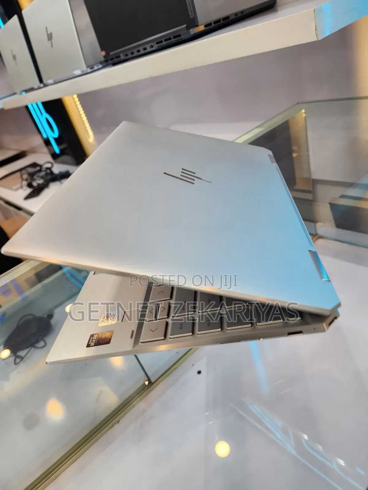 New Laptop HP Spectre 16GB Intel Core I7 SSD 1T