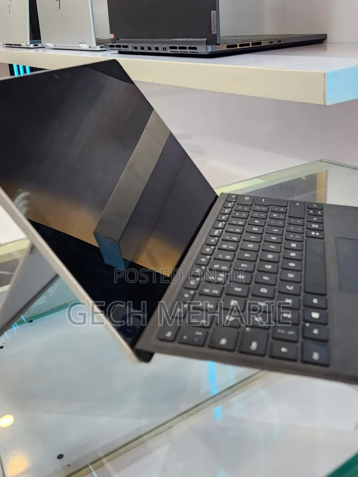 New Laptop Microsoft Surface Pro 7 8GB Intel Core I5 SSD 256GB