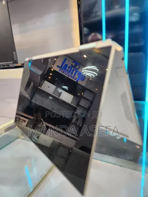 Photo - New Laptop HP Spectre 16GB Intel Core I7 SSD 1T