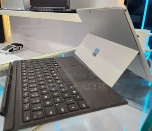 Photo - New Laptop Microsoft Surface Pro 7 8GB Intel Core I5 SSD 256GB