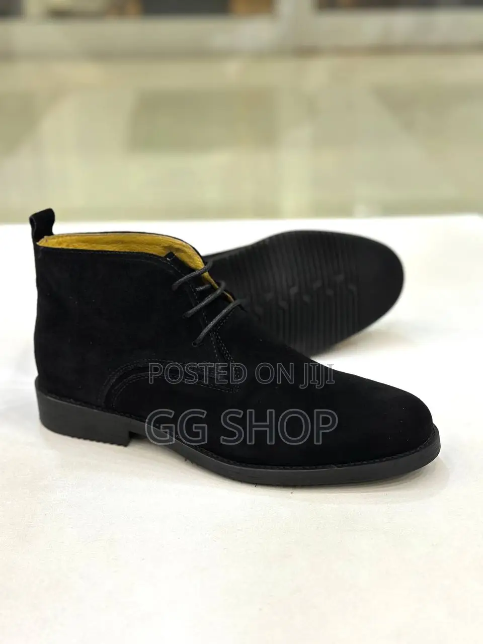Renato Dulbecc Chukka Boots