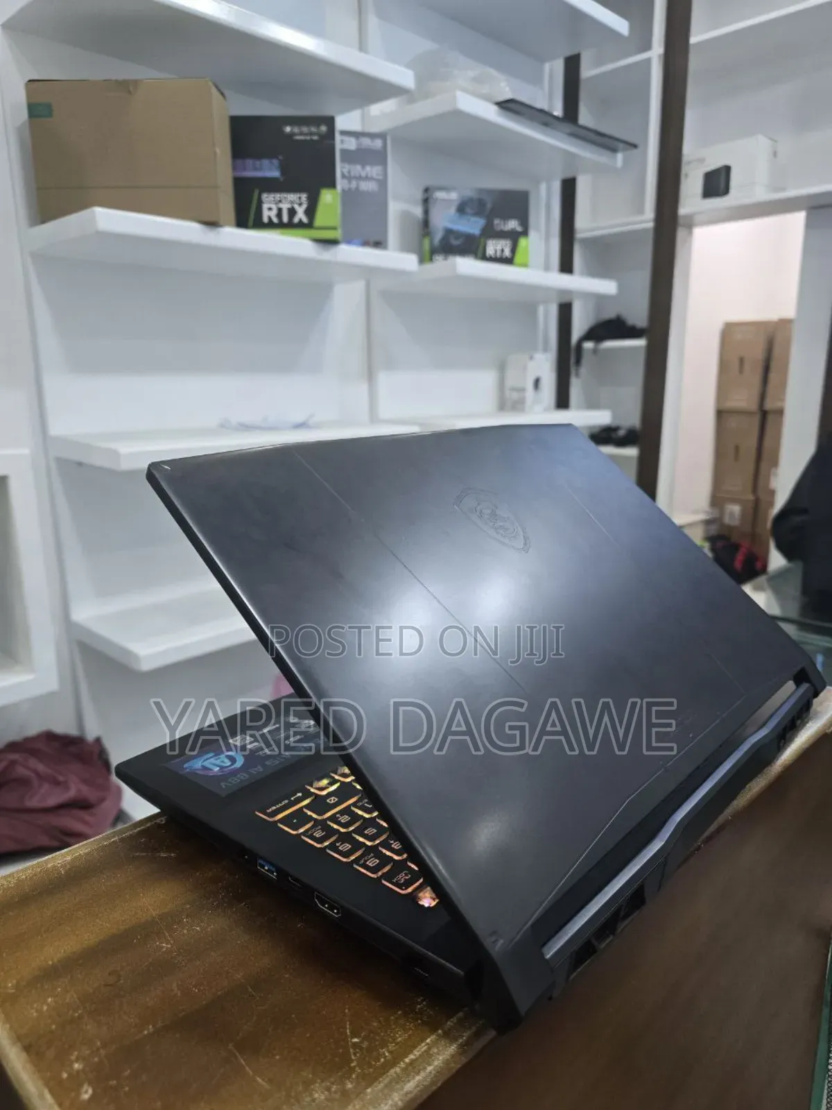 New Laptop MSI Pulse GL66 16GB AMD Ryzen 7 SSD 1T