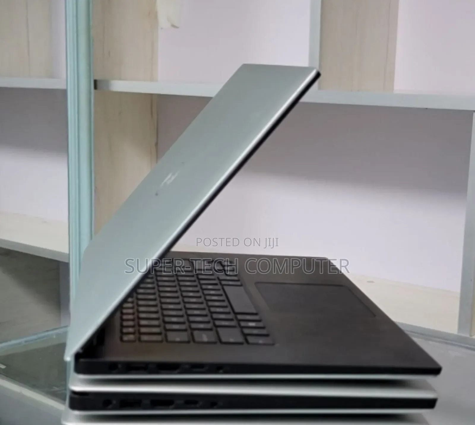 New Laptop Dell Precision 15 7520 32GB Intel Core I7 SSD 512GB