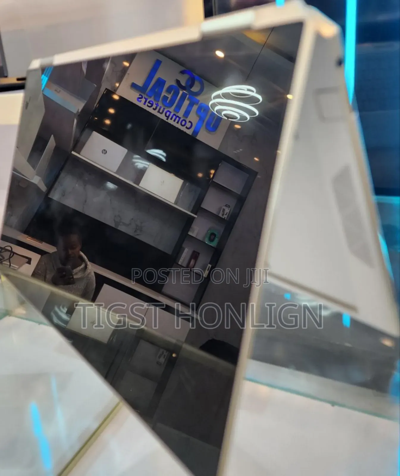 New Laptop HP Spectra 13 16GB Intel Core I7 SSD 1T