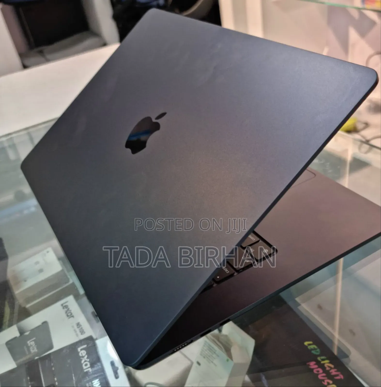 New Apple MacBook Air 2024 M3 15-Inch 16GB Apple M3 Max SSD 512GB