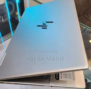 New Laptop HP Envy X360 8GB Intel Core I5 SSD 512GB