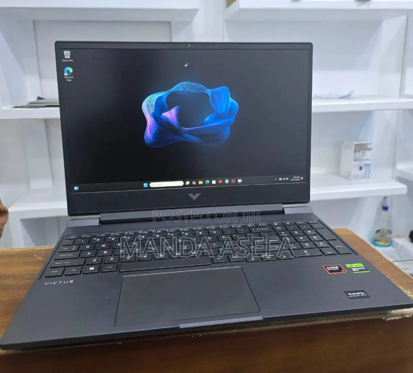New Laptop HP Victus 15 16GB AMD Ryzen 7 SSD 1T