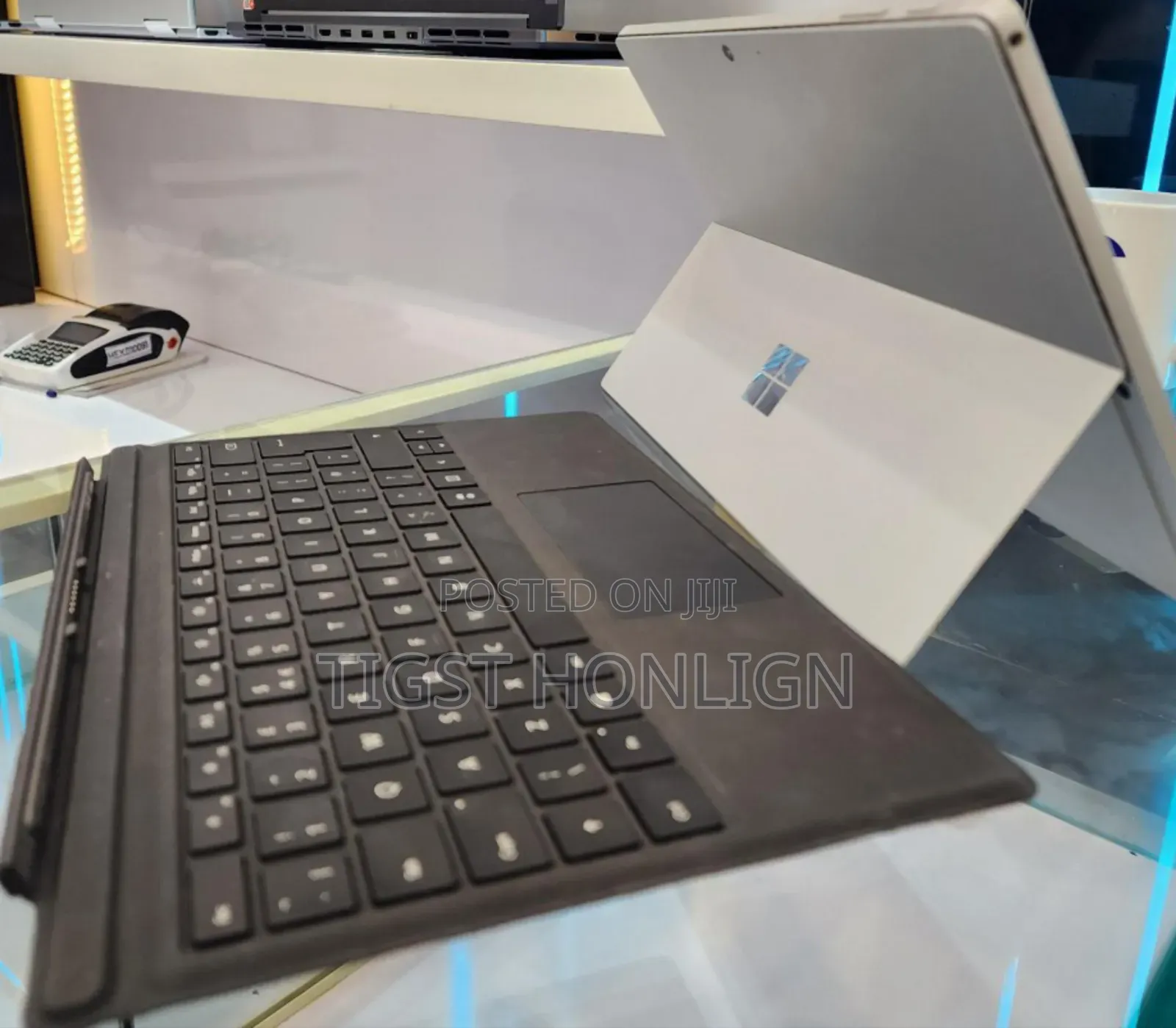 New Laptop Microsoft Surface Pro 7 8GB Intel Core I5 SSD 256GB