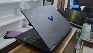 New Laptop HP Victus 16 16GB AMD Ryzen 7 SSD 512GB