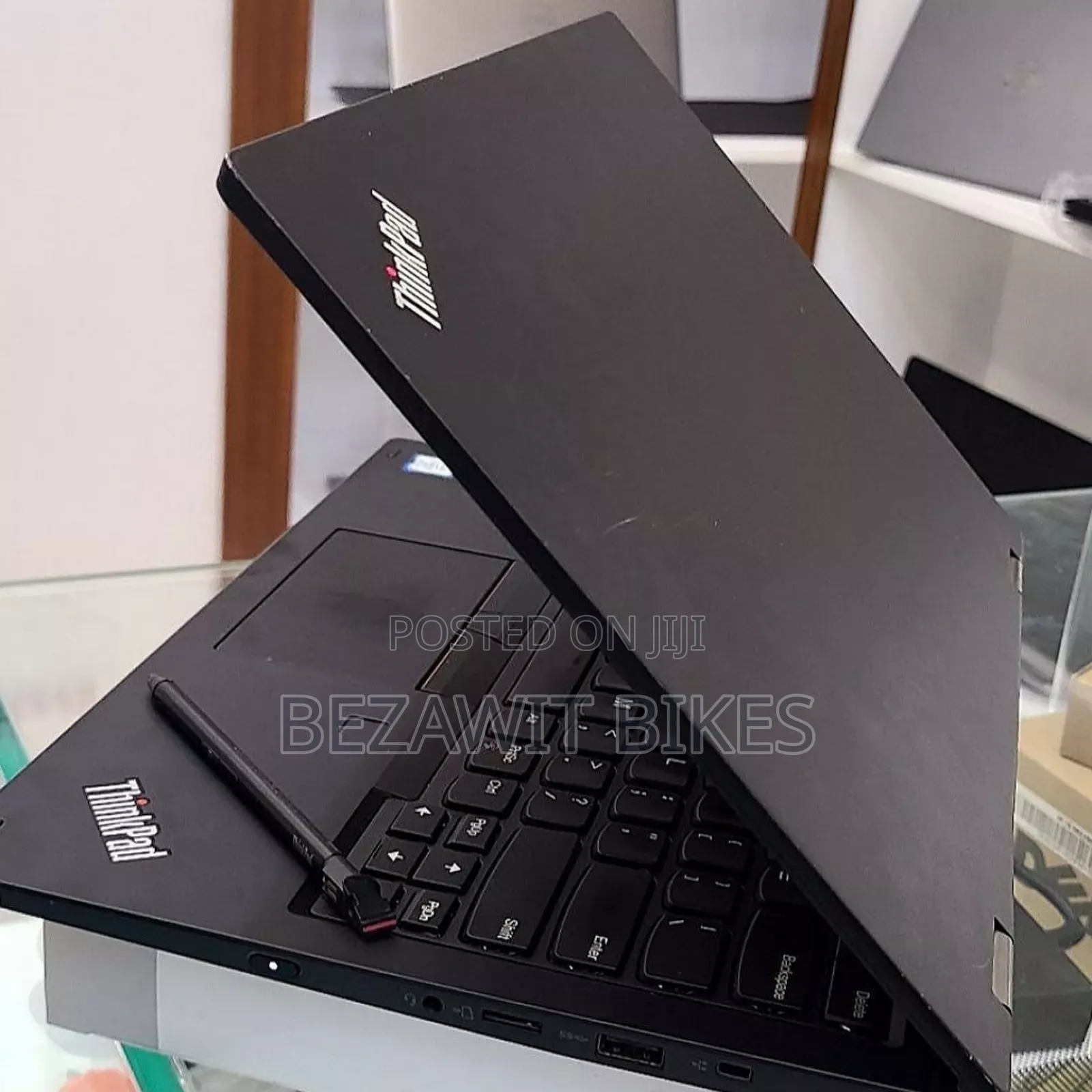 New Laptop Lenovo ThinkPad Yoga 16GB Intel Core I5 SSD 512GB