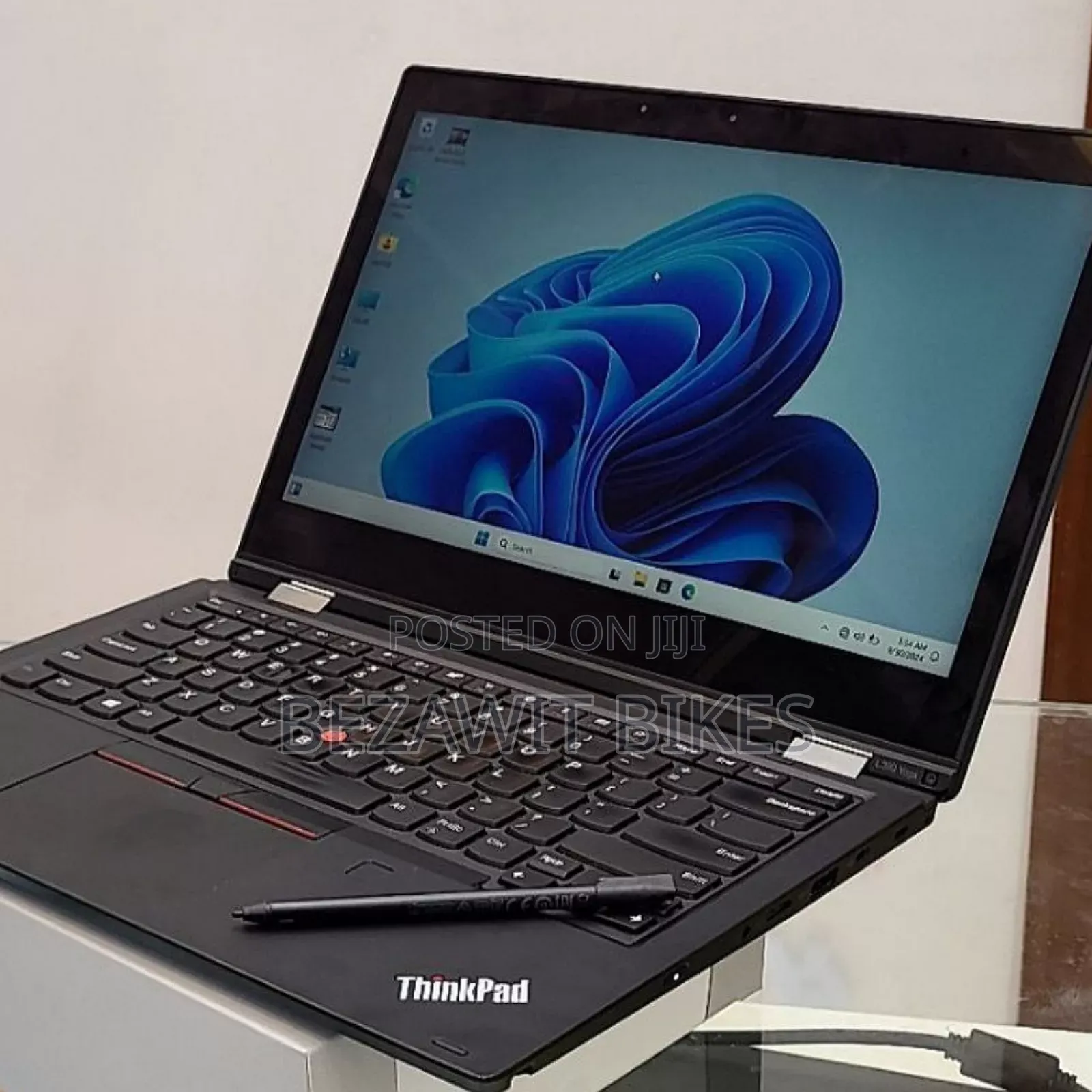 New Laptop Lenovo ThinkPad Yoga 16GB Intel Core I5 SSD 512GB