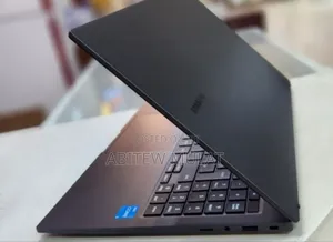 New Laptop Samsung Galaxy Book 2 8GB Intel Core I3 SSD 256GB