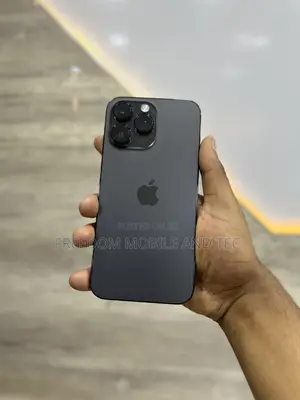 Photo - Apple iPhone 14 Pro Max 256 GB Black