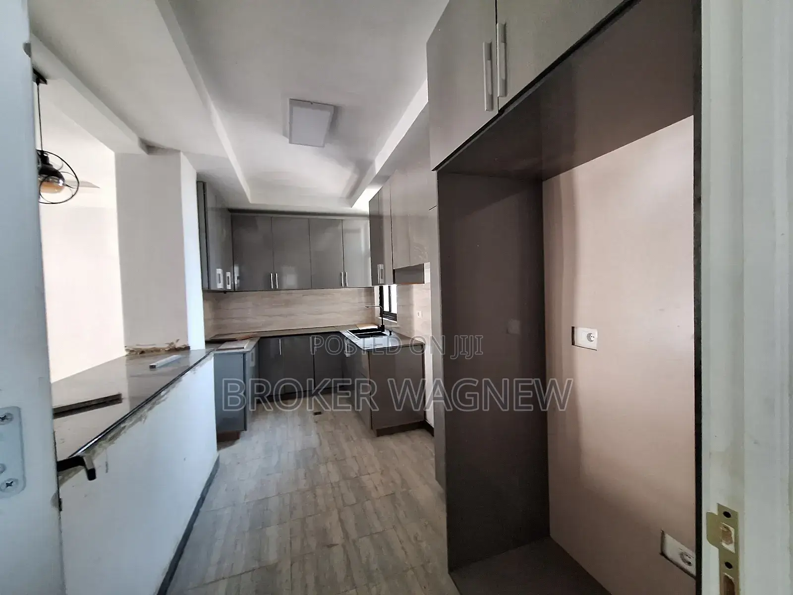 3bdrm Apartment in Bole for rent