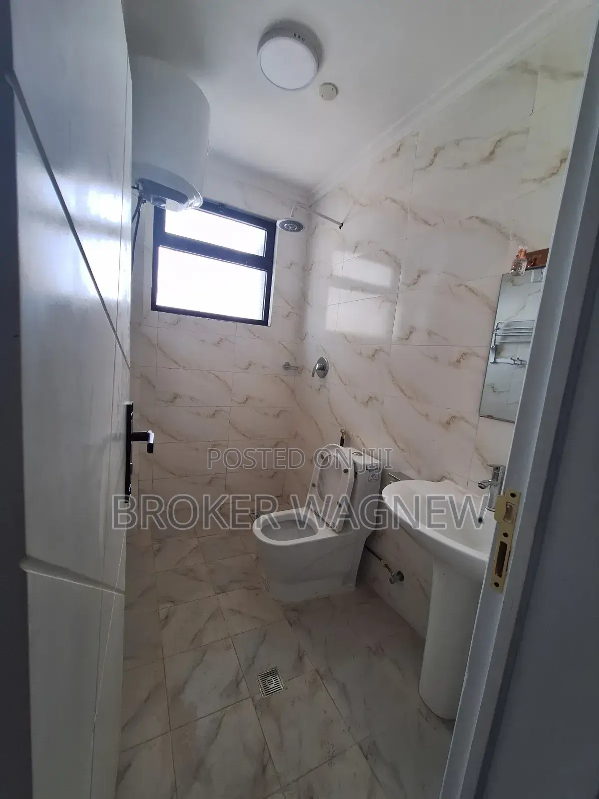3bdrm Apartment in Bole for rent