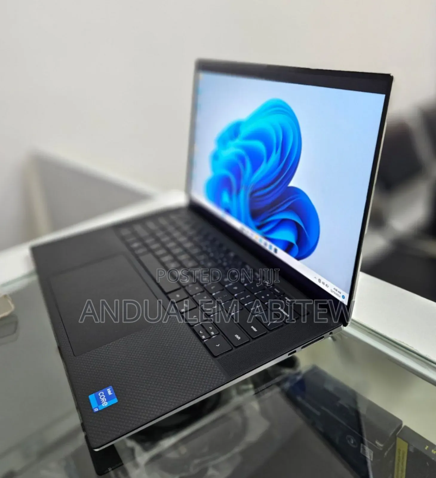 New Laptop Dell XPS 15 32GB Intel Core I7 SSD 512GB