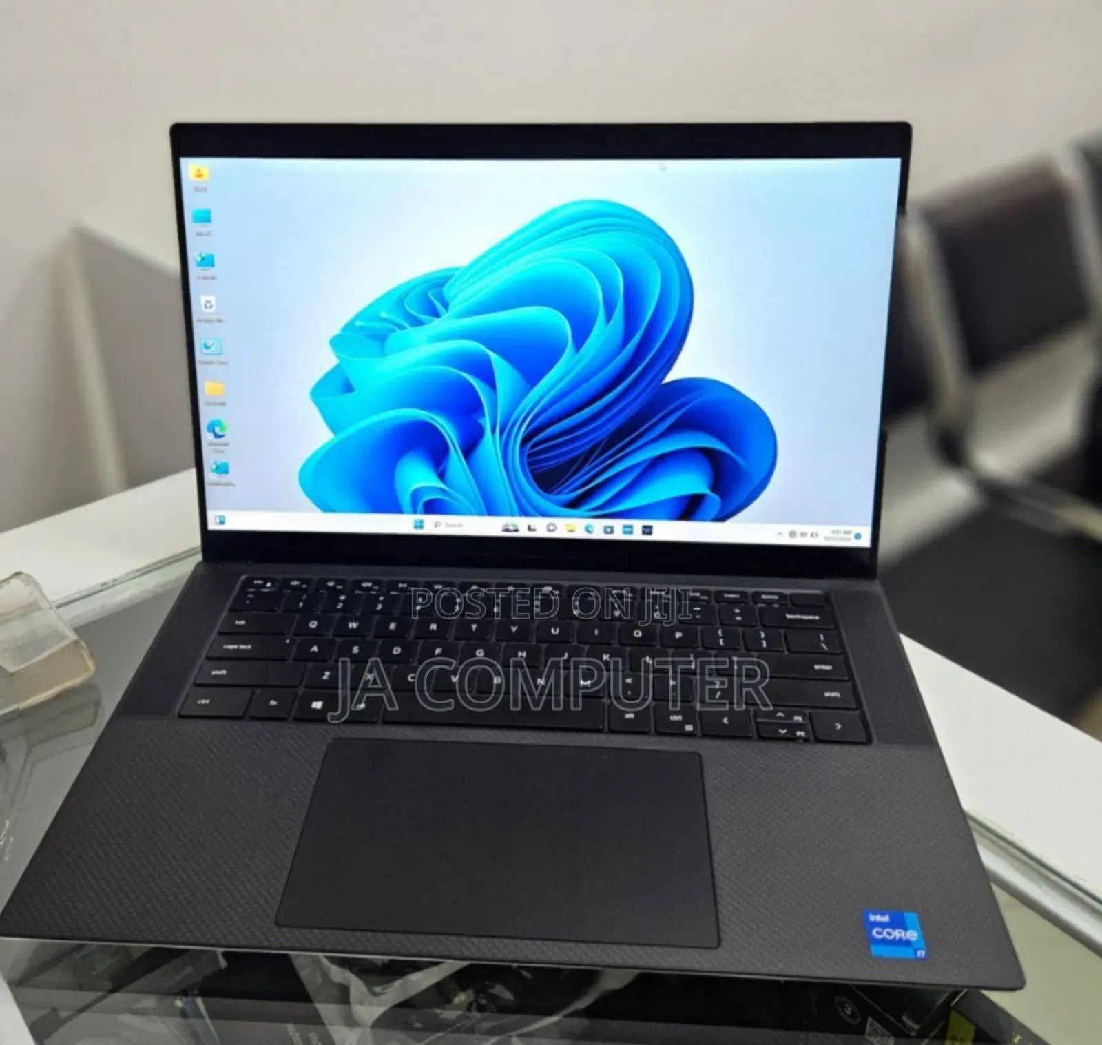 New Laptop Dell XPS 15 32GB Intel Core I7 SSD 512GB