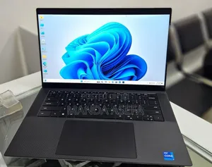 New Laptop Dell XPS 15 32GB Intel Core I7 SSD 512GB