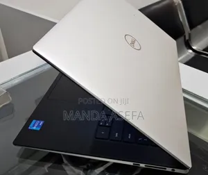 New Laptop Dell XPS 15 32GB Intel Core I7 SSD 512GB