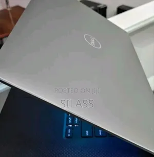 New Laptop Dell XPS 15 32GB Intel Core I7 SSD 512GB