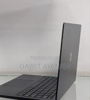 New Laptop Microsoft Surface Laptop 5 16GB Intel Core I7 SSD 512GB