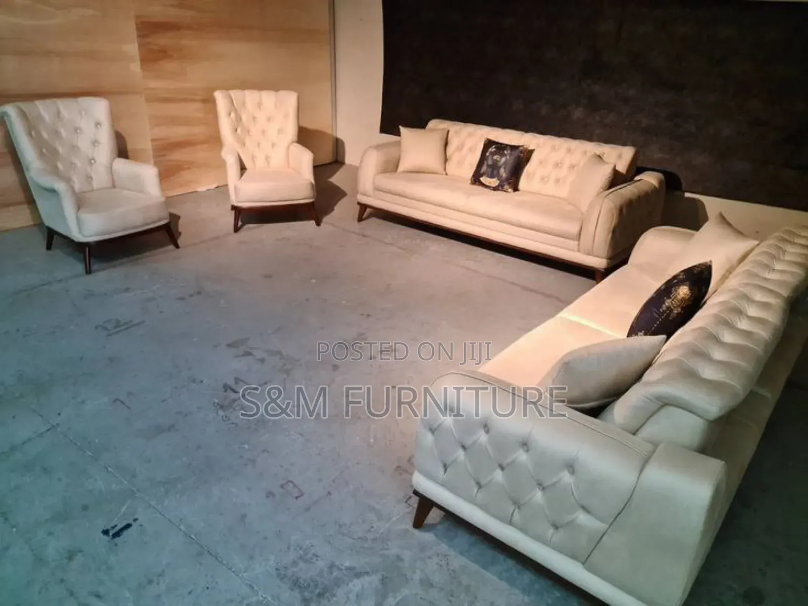 Grand 8 Seater Sofa Set for Your Living Room.